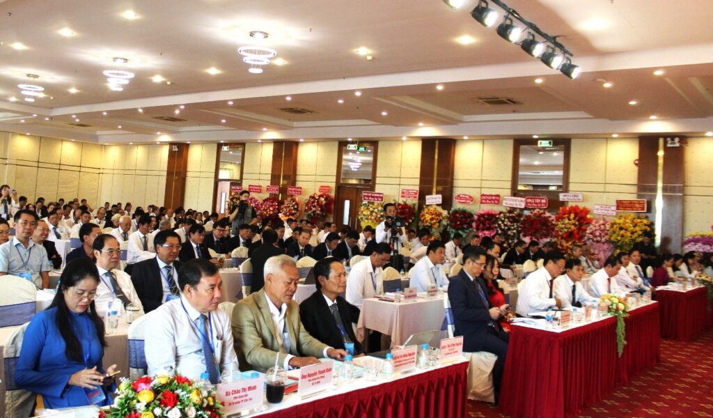 Đoàn Luật sư TP Cần Thơ đẩy mạnh phát triển đội ngũ, nâng cao chất lượng hành nghề
